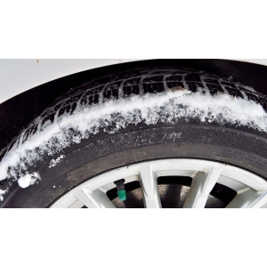 Michelin X-Ice Xi 3 275/40 R20 102H