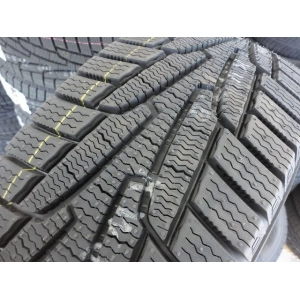 Kumho I`ZEN KW31 175/65 R14 82R