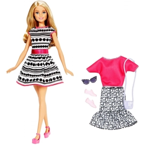 Muñeco Barbie Fashions Blonde FFF59