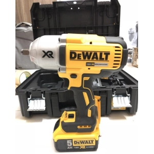 DeWALT