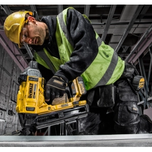 DeWALT DCN890P2