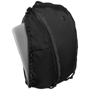 Victorinox Altmont Active Travel 13