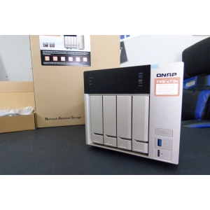 QNAP TVS-473E-8G