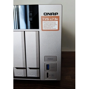 QNAP TVS-473E-8G