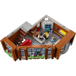 Lego Corner Garage 10264