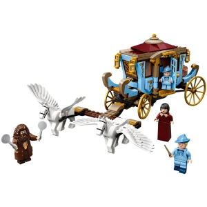 Constructor Lego Beauxbatons Carriage: Arrival at Hogwarts 75958