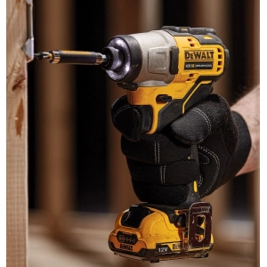 DeWALT