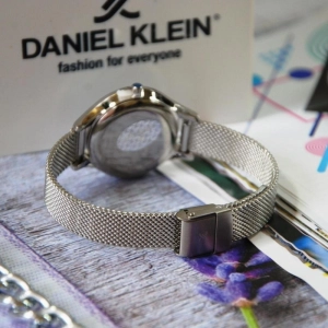 Daniel Klein DK12044-1