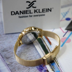 Daniel Klein DK12044-2