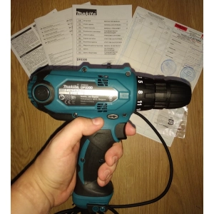 Makita DF0300