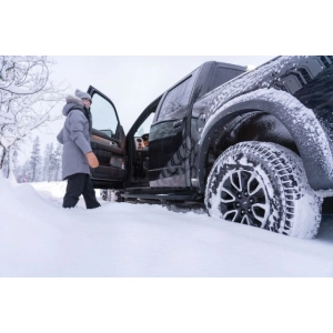 Nokian Hakkapeliitta LT3 275/65 R20 126Q