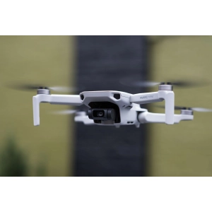 DJI Mavic Mini Fly More Combo