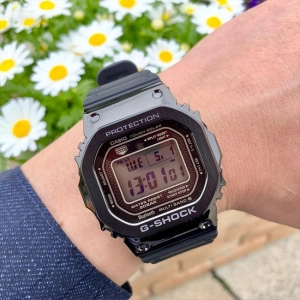 Casio G-Shock GMW-B5000G-1