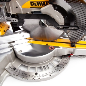 DeWALT DWS727