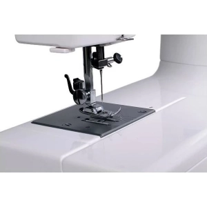 Janome L 394