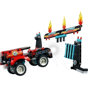 Lego Stunt Show Truck and Bike 42106