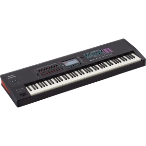 Roland Fantom 8