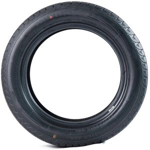 Roadmarch Snowrover 868 215/50 R17 95H