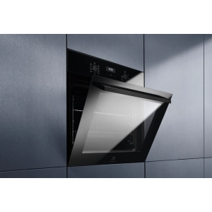 Electrolux SurroundCook OCF 5E50Z