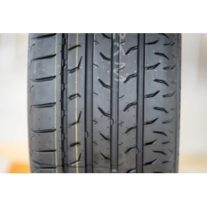 Continental MaxContact MC6 255/35 R20 97Y