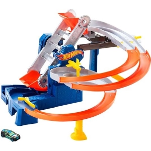 Hot Wheels Factory Raceway