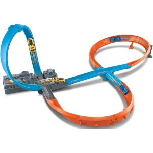 Hot Wheels Figure 8 Raceway