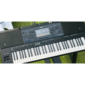 Yamaha PSR-SX700