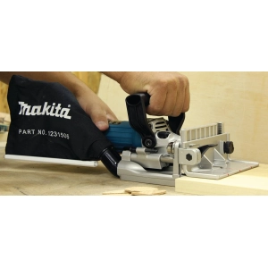 Makita PJ7000J