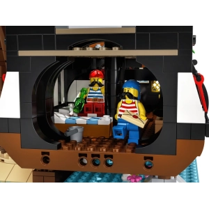 Lego Pirates of Barracuda Bay 21322