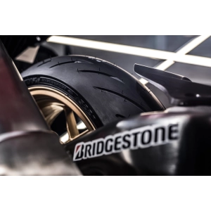 Bridgestone Battlax HyperSport S22