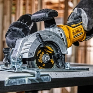 DeWALT DCS571NT