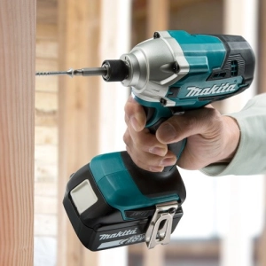 Makita DTD156SF