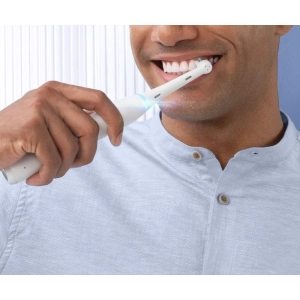 Oral-B