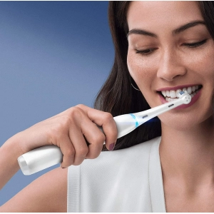 Oral-B iO Series 8 Special Edition