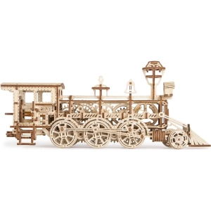 Wood Trick Locomotive R17