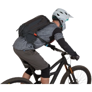 Thule Rail 12L Pro