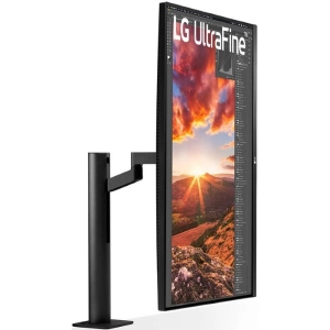 LG UltraFine 32UN880