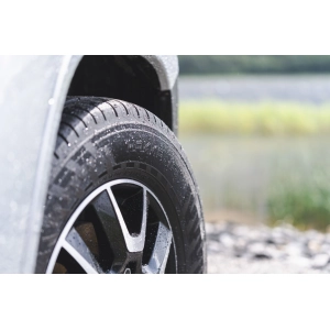 Nokian Hakka Van 215/65 R16C 109T