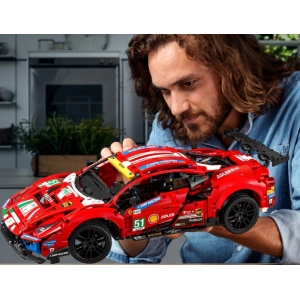 Lego Ferrari 488 GTE AF Corse 51 42125