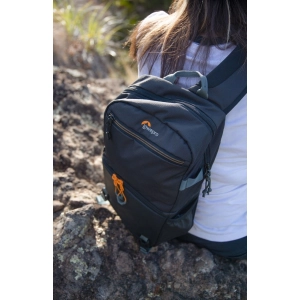 Lowepro