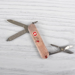 Victorinox Classic Woodworm