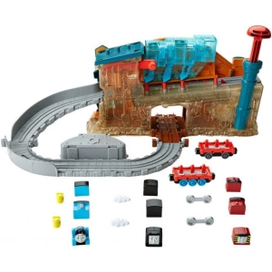 Fisher Price Thomas and Friends Take-n-Play Train Maker