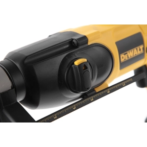 DeWALT D25013K