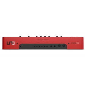 IK Multimedia UNO Synth Pro