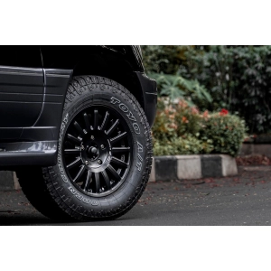 OZ Racing Rally Raid 8,5x18/6x114,3 ET40 DIA66,1