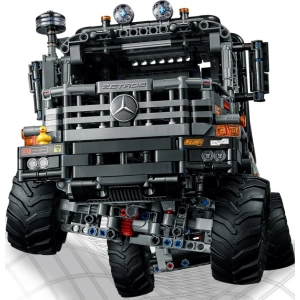 Lego 4x4 Mercedes-Benz Zetros Trial Truck 42129