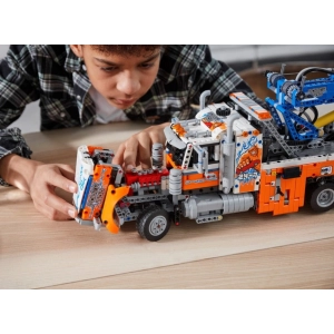 Lego Heavy-duty Tow Truck 42128