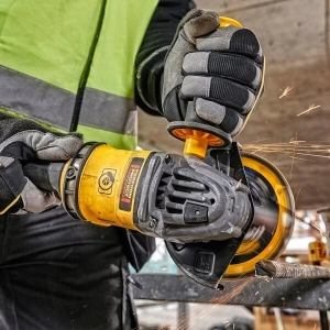 DeWALT DCG418X2