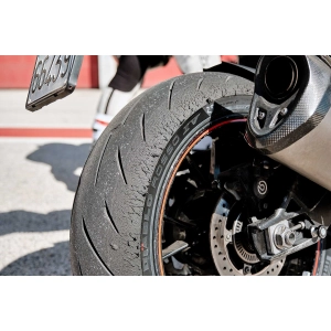 Pirelli Diablo Rosso IV 120/70 ZR17 58W