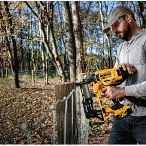 DeWALT DCFS950N